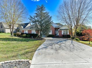 856 Galloping Ln, Powell, TN 37849