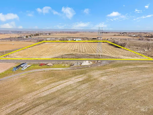 1062 E 2500 S, Hagerman, ID 83332