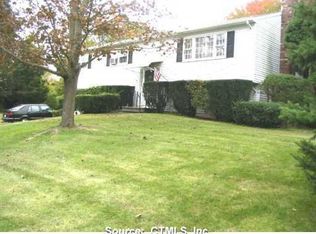 52 Jefferson Cir, Clinton, CT 06413