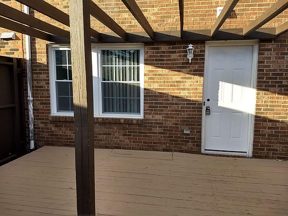 3rd image of 499 Clairbrook Ave
