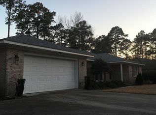 102 Beechwood Dr, Morehead City, NC 28557