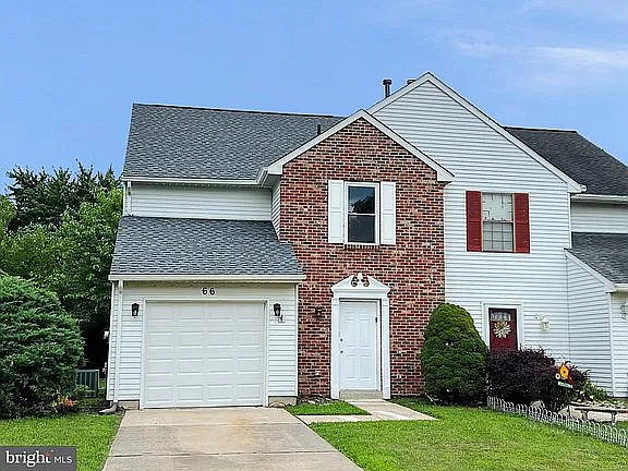 3 bed, 2.5 bath, 1416 sqft, $2,600 — Photo 2