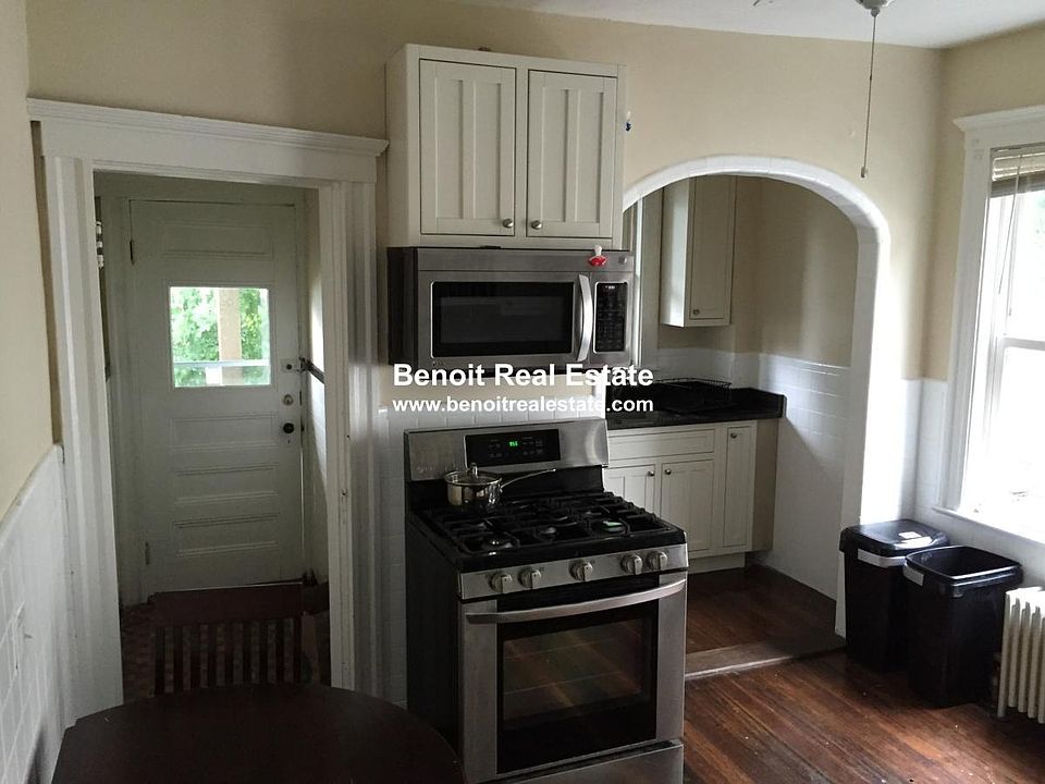 1st image of 266 Boston Ave #1