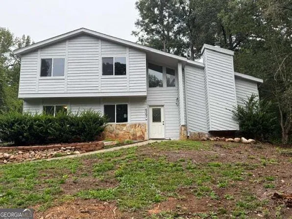6567 Oakwood Dr, Douglasville, GA 30135