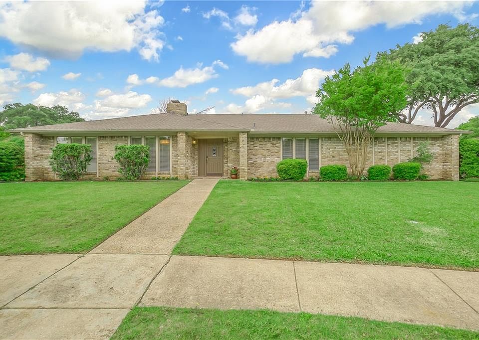 1st image of 1109 Yale Cir