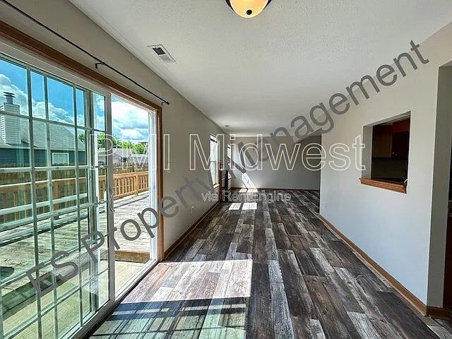 4322 Strawflower Dr — Photo 12