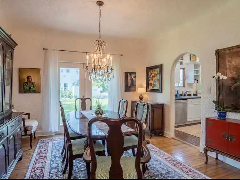 302 Fordham Dr — Photo 7