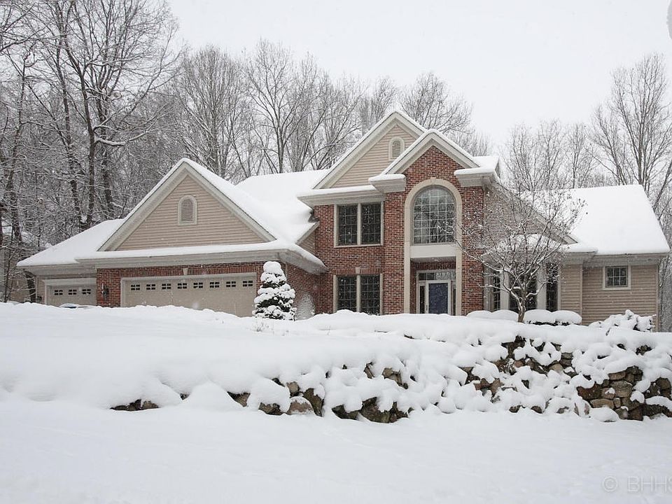 6530 whitney woods-201