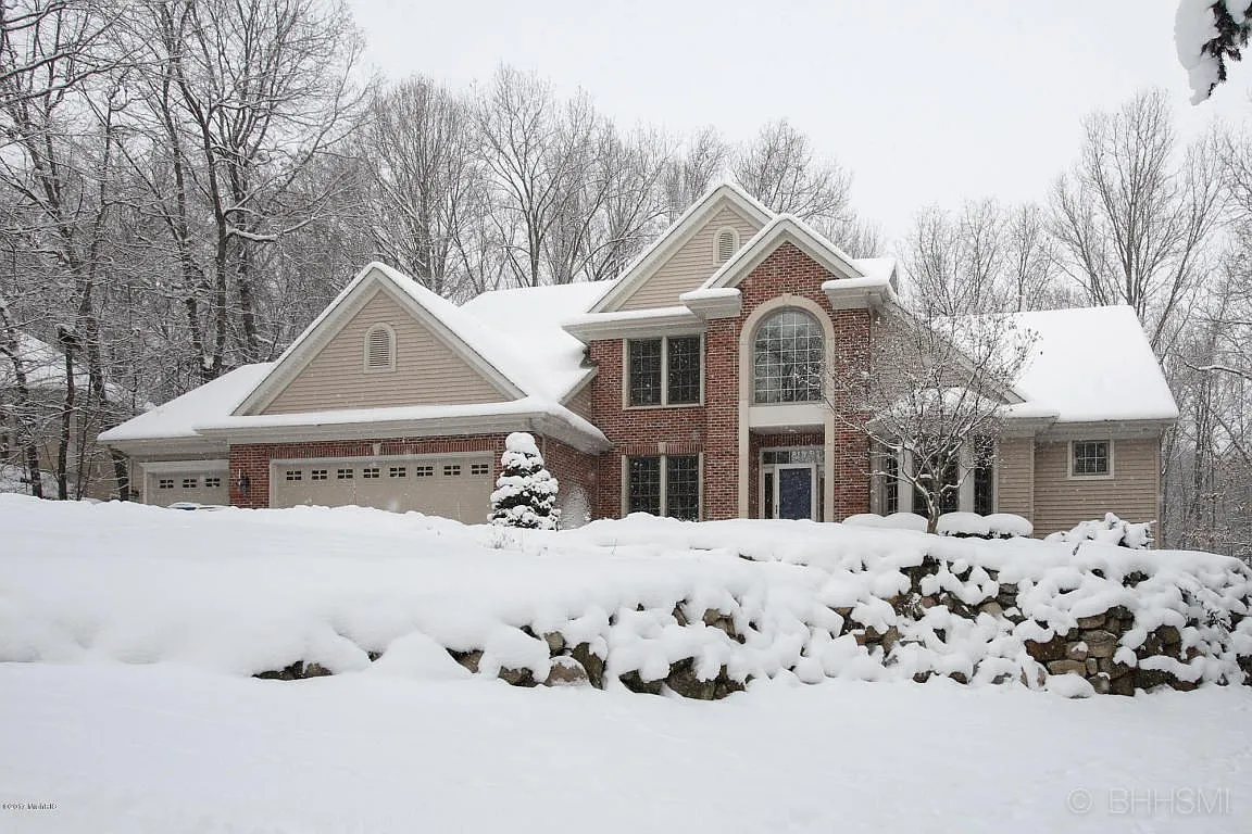 6530 Whitney Woods photo 1
