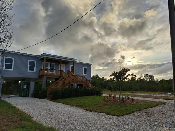26868 Mariposa Rd, Ramrod Key, FL 33042
