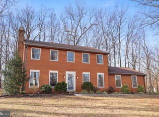 437 Valley View Dr, Hanover, PA 17331