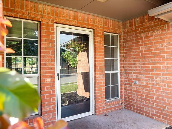 4th image of 1524 NW 182nd St
