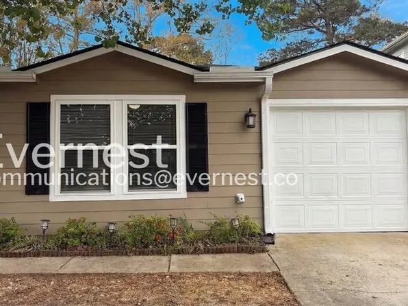 124 Blackwell Ct, Owens Cross Roads, AL 35763