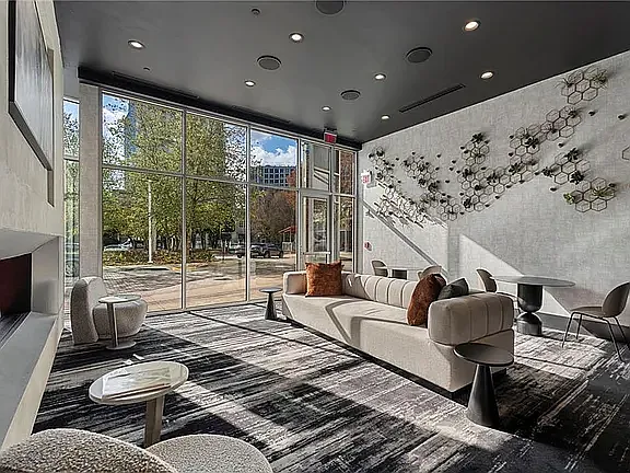 3324 Peachtree Rd NE #2210 — Photo 26