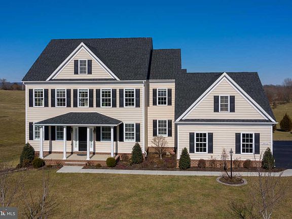 2nd image of 38516 Titnore Ct