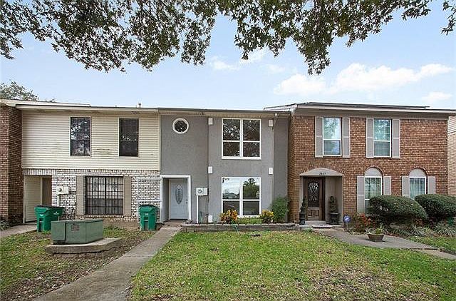 1st image of 2325 Park Place Dr