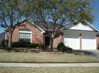 3603 Crescent Dr, Pearland, TX 77584