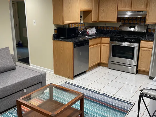 1737 Kilbourne Pl NW APT B, Washington, DC 20010