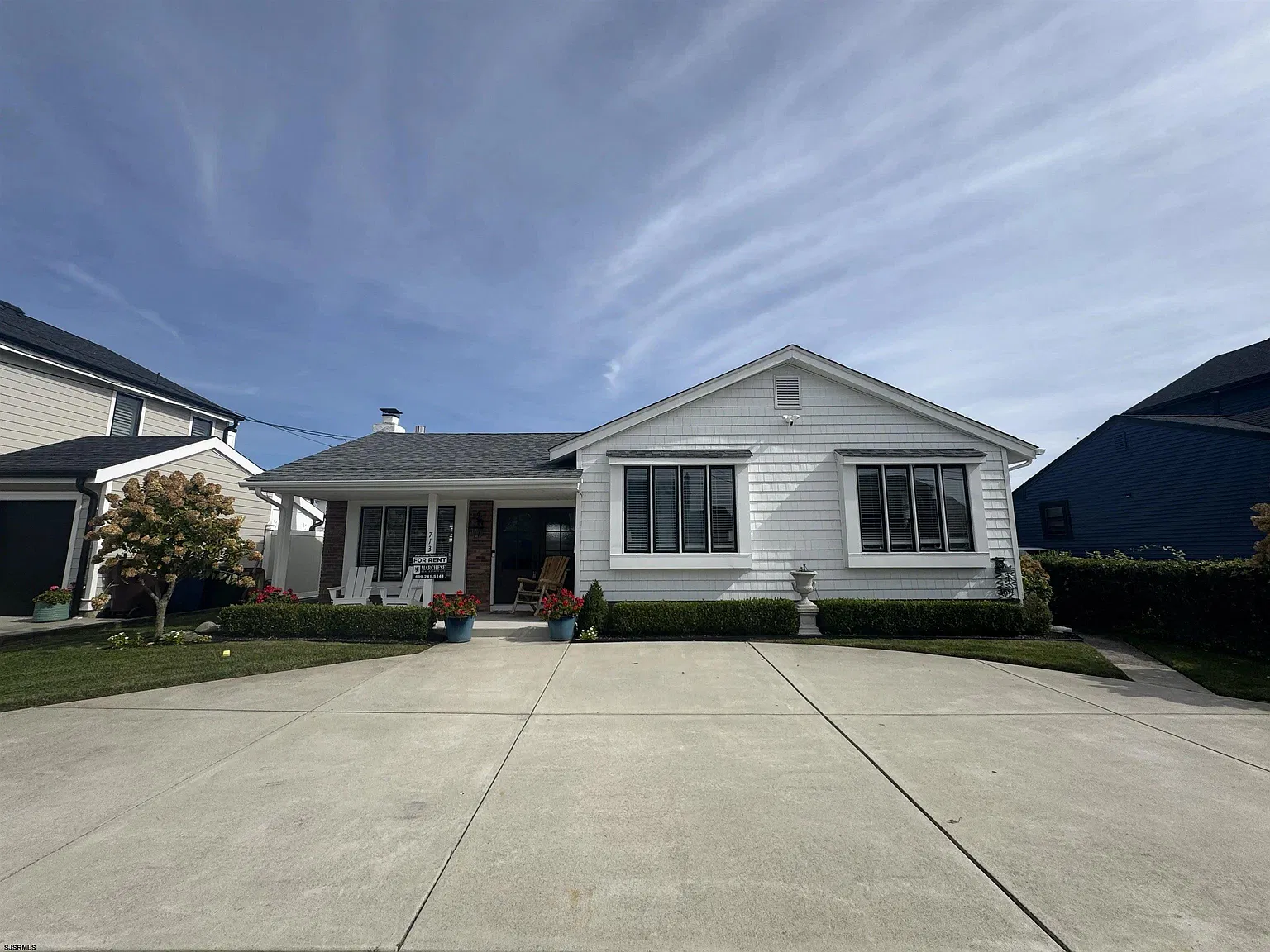 3 bed, 2.0 bath, $2,500 — Photo 2