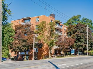 900 Jane St, Toronto, ON M6N 4C7