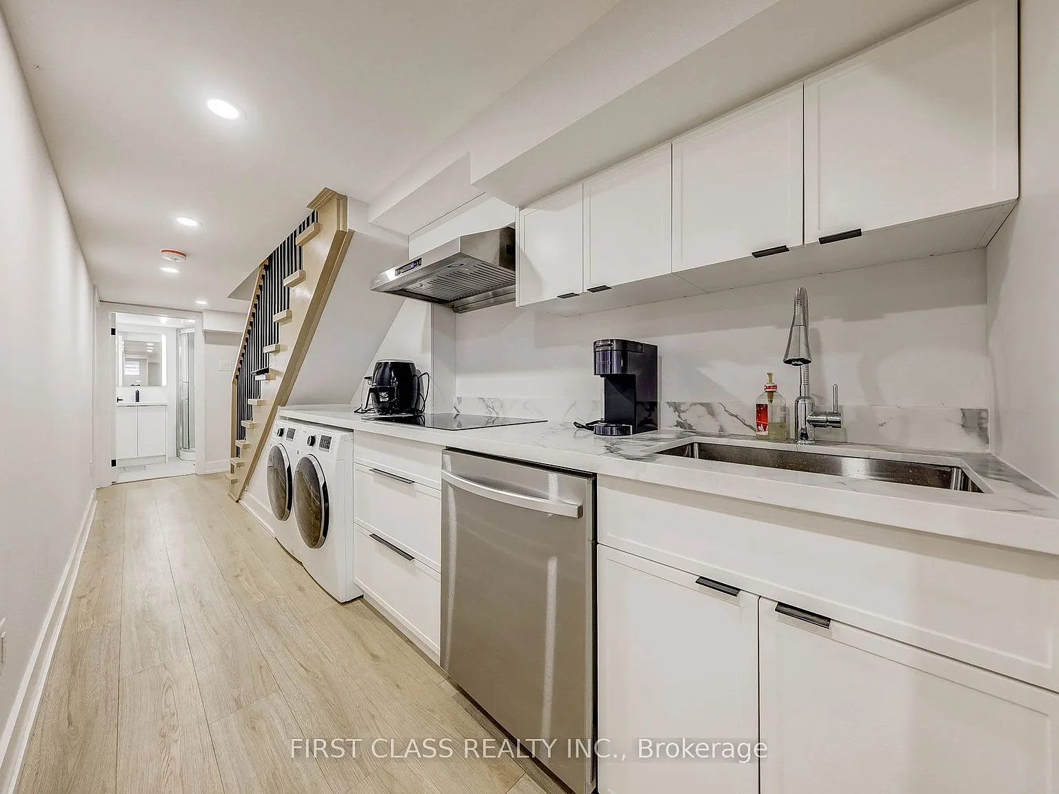2 bed, $2,500 — Photo 2