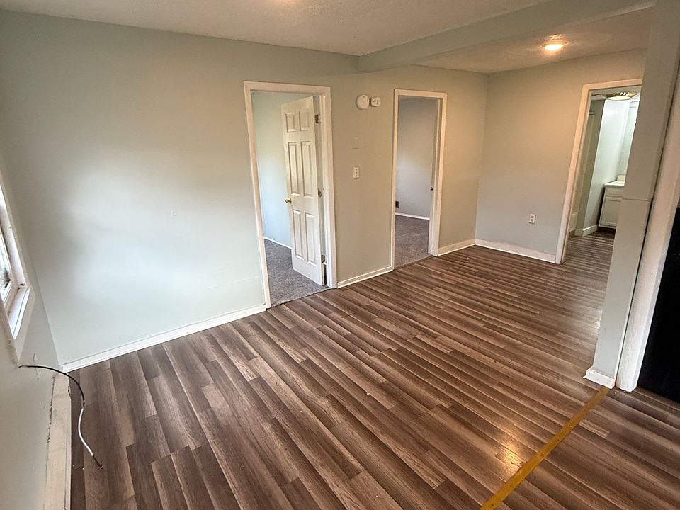 1st image of 240 Horseheads Blvd #3
