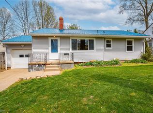 209 Grove Ave, Cuyahoga Falls, OH