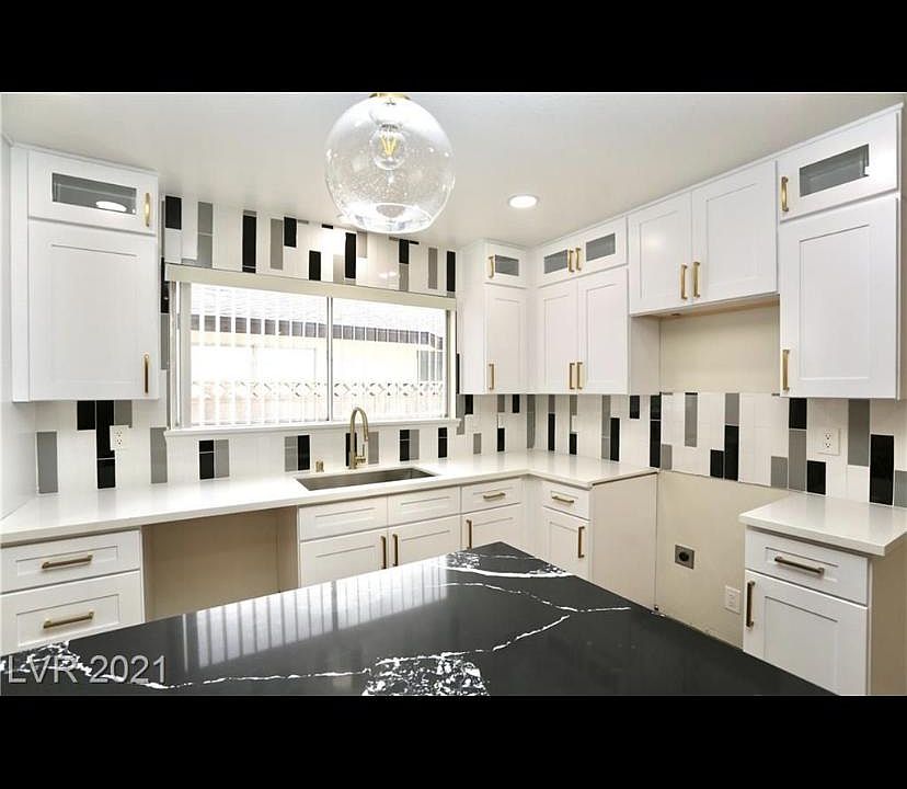 1st image of 22 Amber Cir