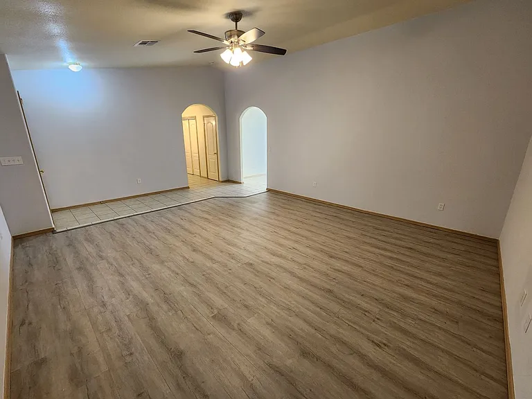 5983 Moon View Dr — Photo 28