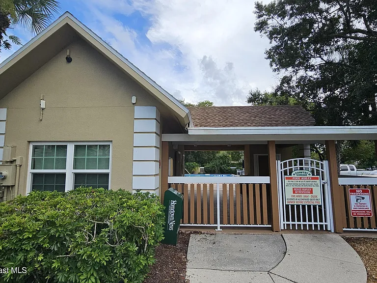 1641 Sunny Brook Ln NE #C201 — Photo 15