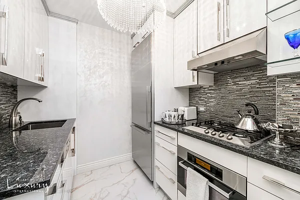 Rented by Keller Williams NYC | media 7