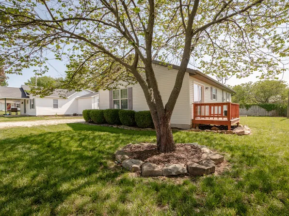 114 N Elgin Avenue, Bolivar, MO 65613