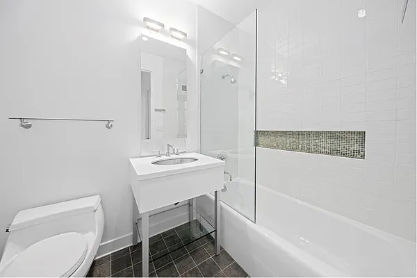 Rented by Douglas Elliman | media 38