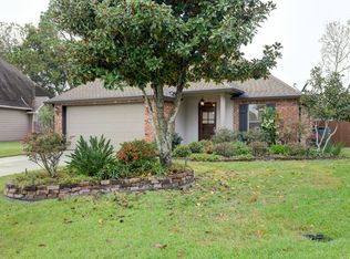 138 Country Village Dr, Youngsville, LA 70592