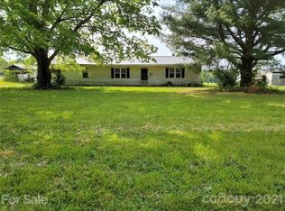1028 Triplett Rd, Cleveland, NC 27013