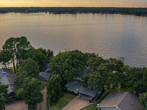 5th image of 120 Shoreline Dr