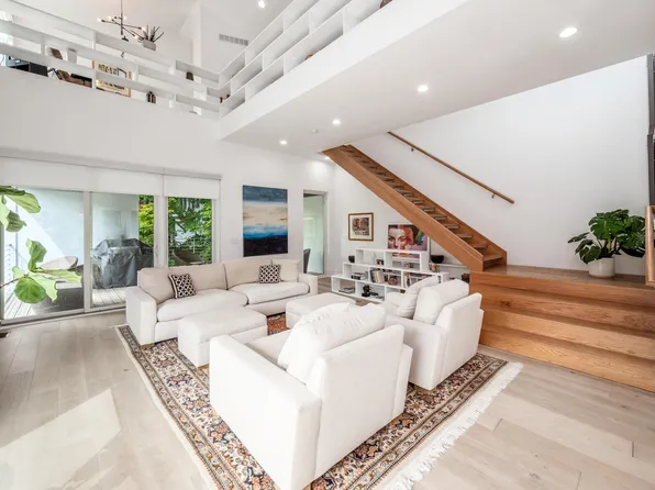 815 Noe Bixby Rd, Columbus, OH 43213