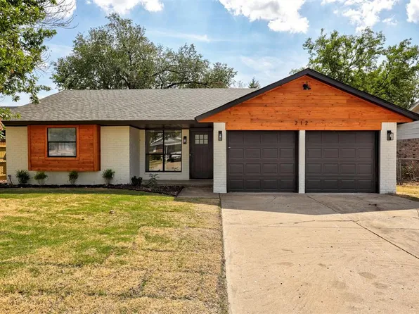 212 SW 32nd St, Moore, OK 73160
