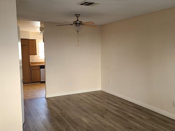2nd image of 55 N Mar Vista Ave #4 & 31