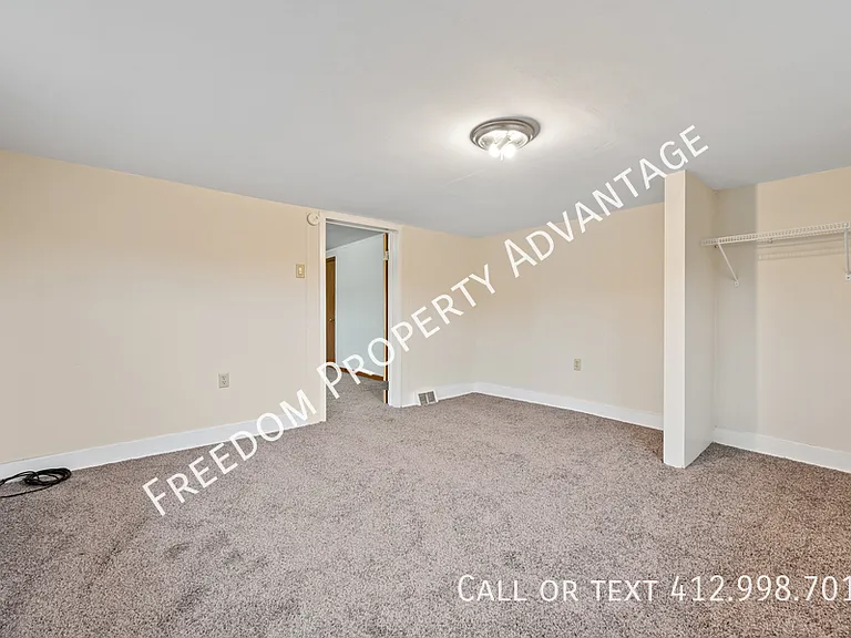 2047 Redrose Ave #2 — Photo 16