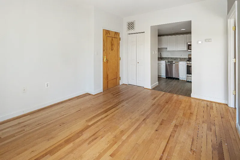 1 bed, 550 sqft, $1,895 — Photo 3