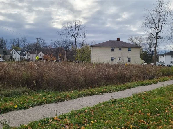 450 Ivyhurst Rd N #31, Buffalo, NY 14226