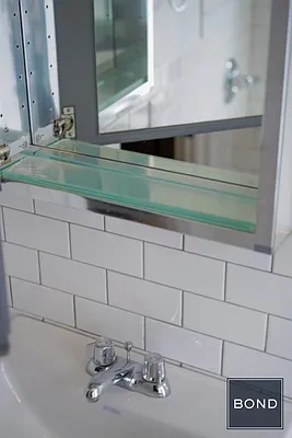 Rented by Bond New York | media 9