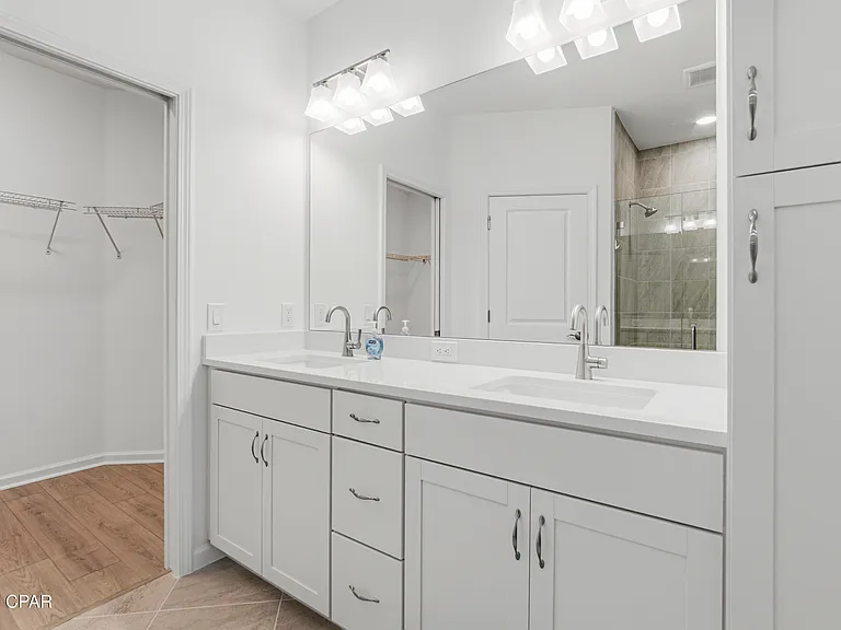 9334 Daydream Dr — Photo 19