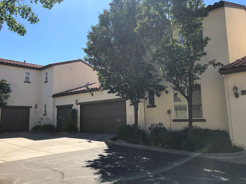 2nd image of 1314 Cedarwood Loop