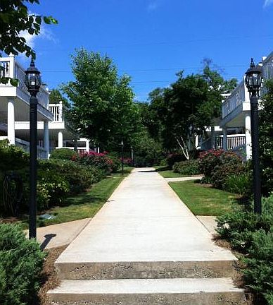 Highland Hall Courtyard