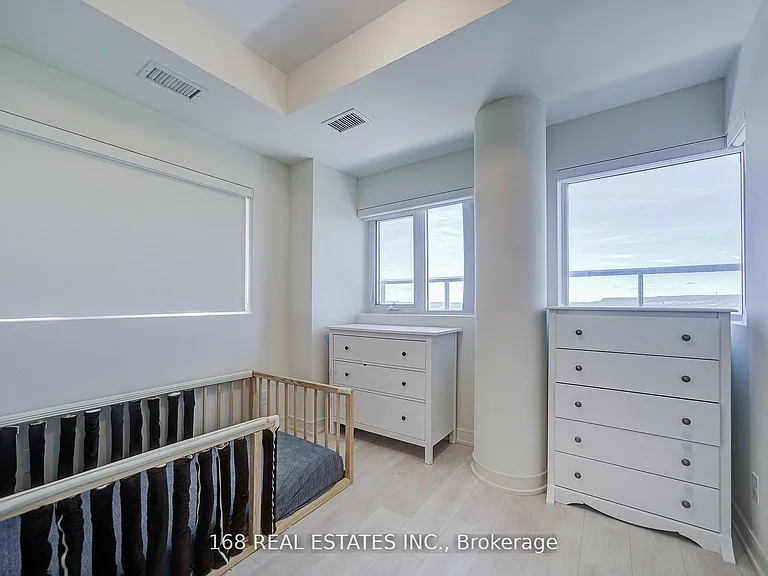 8010 Derry Rd W #1603 — Photo 9