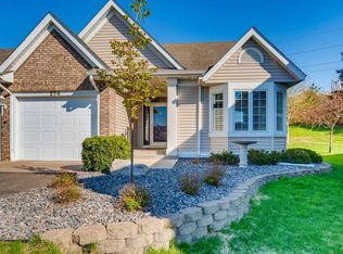 274 Sunflower Ct, Vadnais Heights, MN 55127