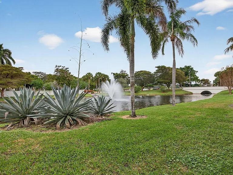2501 Antigua Ter #D1 — Photo 15