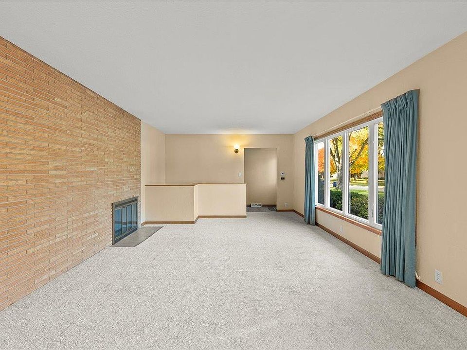 809 Sheridan Rd, Waterloo, IA 50701 Zillow